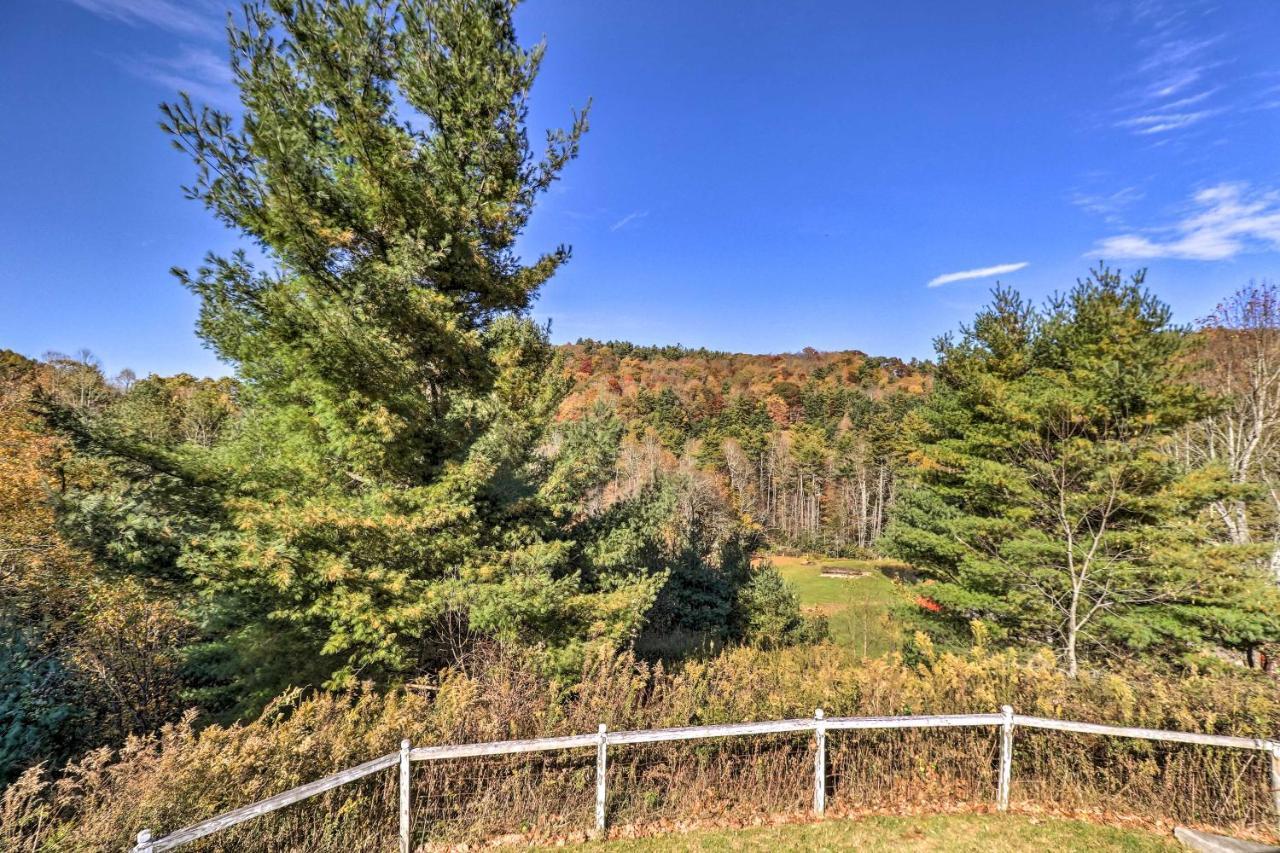 Welcoming Boone Getaway Near Hiking And Skiing! エクステリア 写真